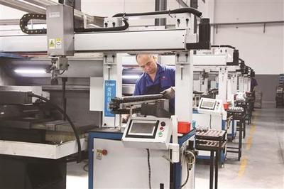 箬横:汽配机械加工市场俏